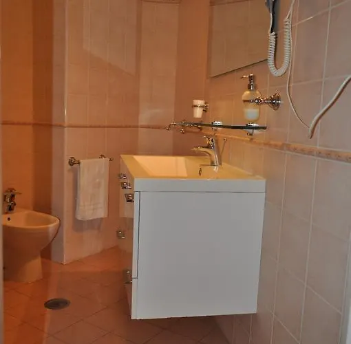 Girasole Affittacamere 3*